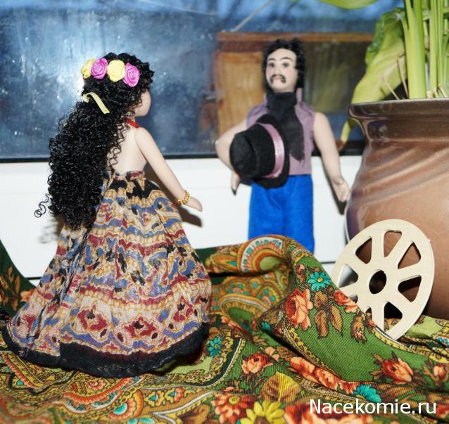 Куклы в народных костюмах №67 Кукла в цыганском девичьем костюме