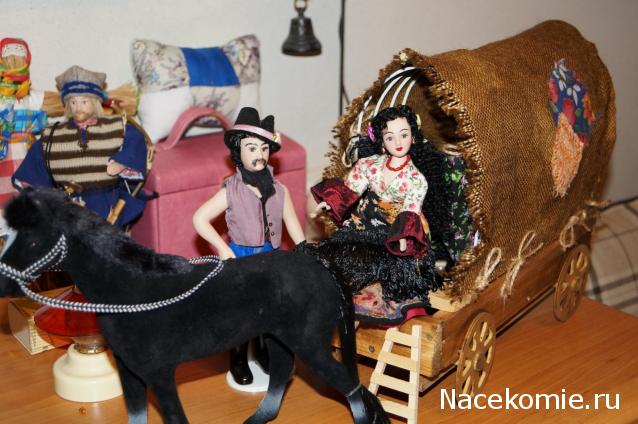 Куклы в народных костюмах №67 Кукла в цыганском девичьем костюме