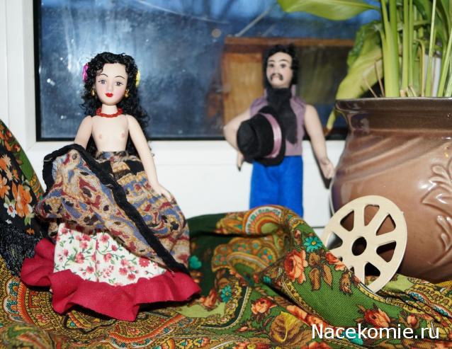Куклы в народных костюмах №67 Кукла в цыганском девичьем костюме