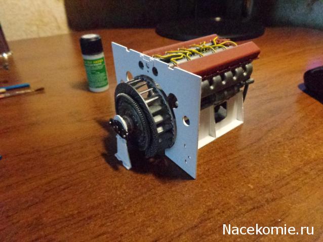 Танк Т-34 - Сборка силового агрегата