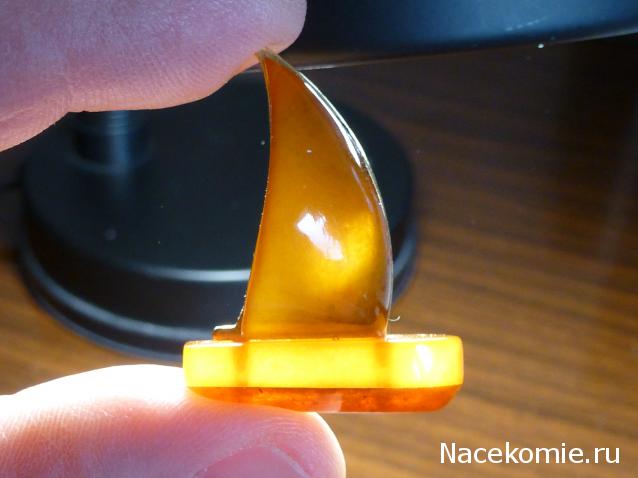 Минералы Сокровища Земли №84 - Янтарь