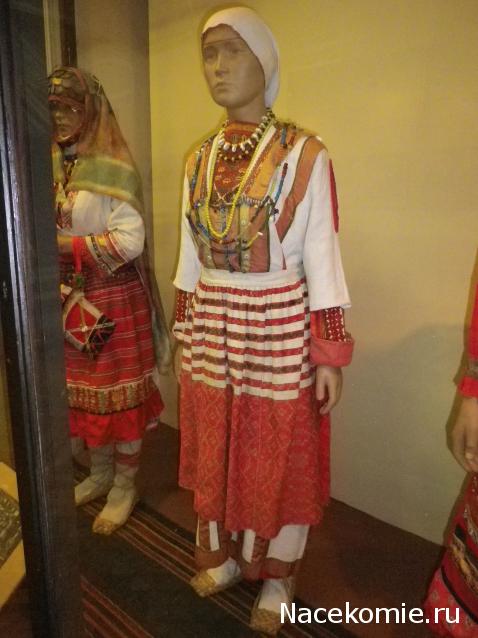 Куклы в народных костюмах №65 Кукла в удмуртском женском костюме