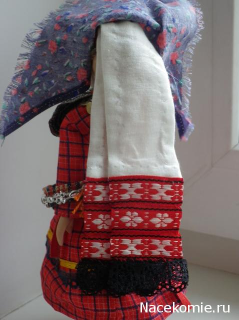 Куклы в народных костюмах №65 Кукла в удмуртском женском костюме