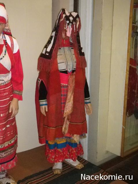 Куклы в народных костюмах №65 Кукла в удмуртском женском костюме