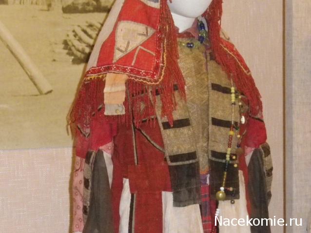Куклы в народных костюмах №65 Кукла в удмуртском женском костюме