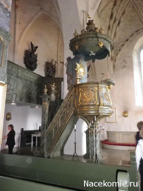 Куклы в народных костюмах №79 Кукла в финском женском костюме