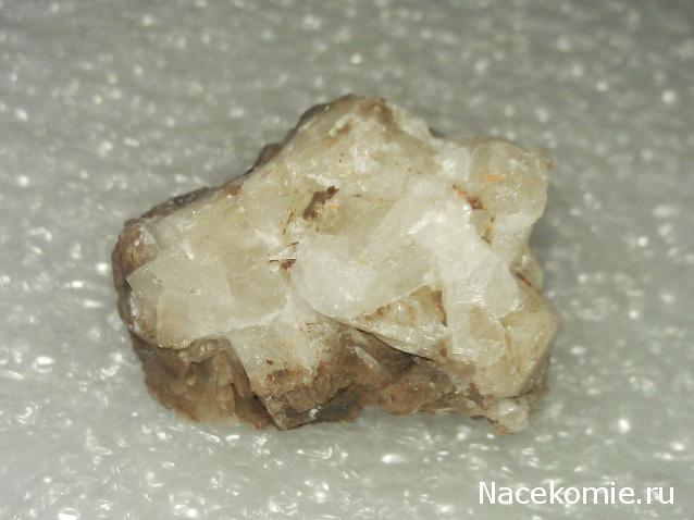 Минералы Сокровища Земли №87 - Колеманит