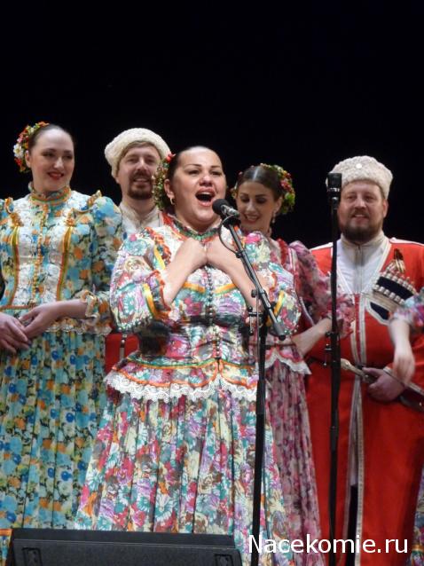 Куклы в народных костюмах №80 Кукла в праздничном костюме некрасовской казачки