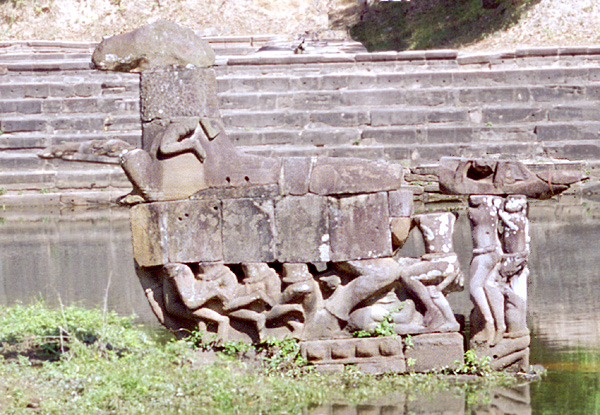 Иностранные монеты и банкноты