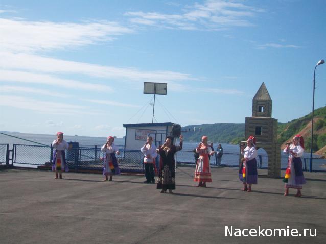 Куклы в народных костюмах – "Девчушки-болтушки"