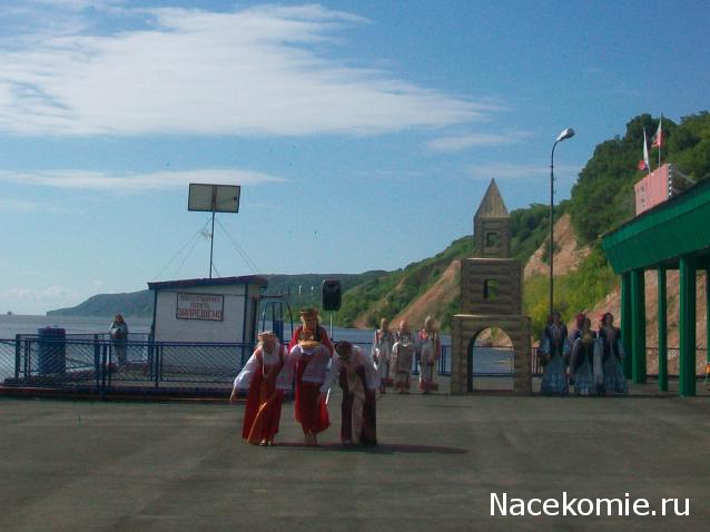 Куклы в народных костюмах – "Девчушки-болтушки"
