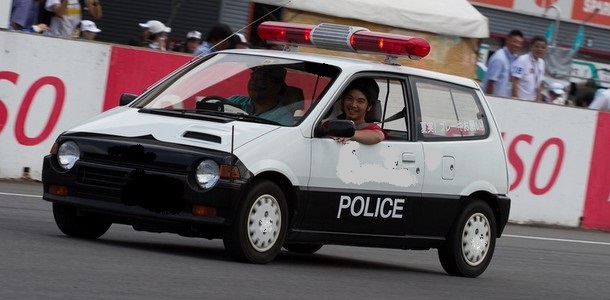Игра "Угадай полицейское авто"