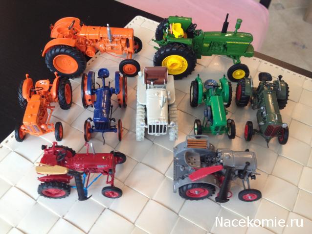 Фото наших коллекций тракторов