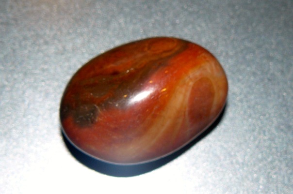 Минералы Сокровища Земли №96 - Сердолик