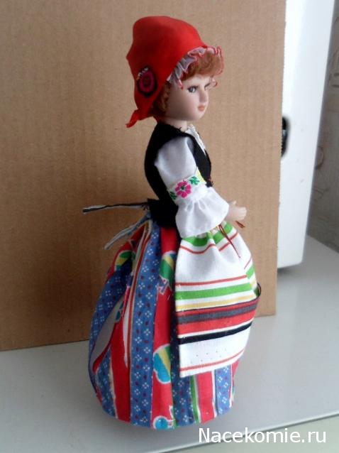 Куклы в народных костюмах №79 Кукла в финском женском костюме
