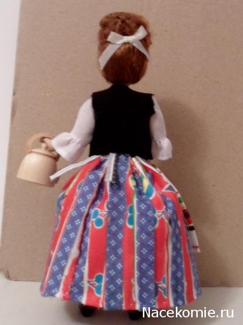 Куклы в народных костюмах №79 Кукла в финском женском костюме
