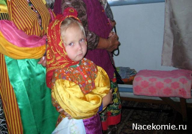 Куклы в народных костюмах №80 Кукла в праздничном костюме некрасовской казачки