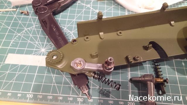 Танк Т-34 - Сборка ходовой части