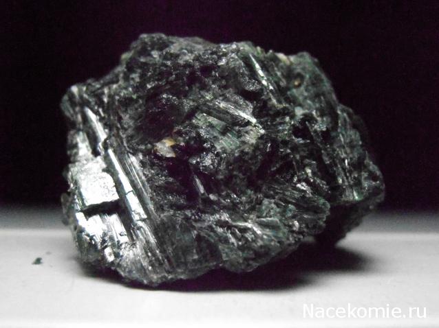 Минералы Сокровища Земли (2013) - График Выхода и обсуждение