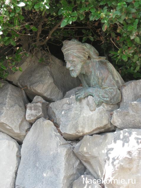 Куклы в народных костюмах №63 Кукла в праздничном костюме крымской татарки