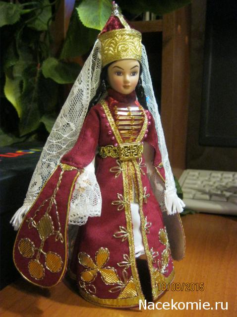 Куклы в народных костюмах №90 Кукла в кабардинском женском костюме