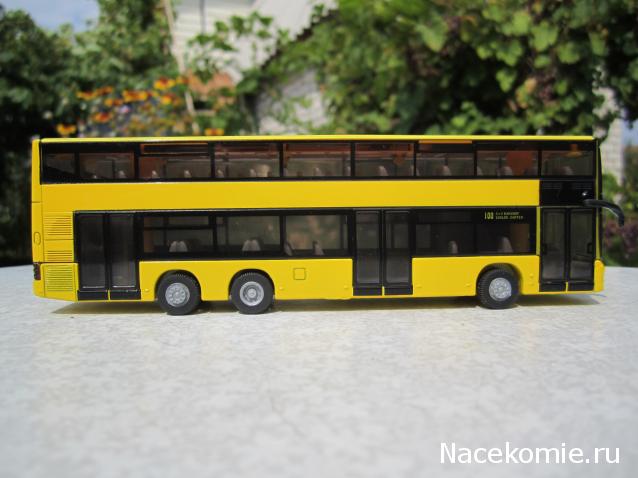 Железная Дорога в Миниатюре №46 - Два хвойных дерева, модель зелёного автомобиля