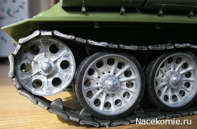 Танк Т-34 - Сборка ходовой части