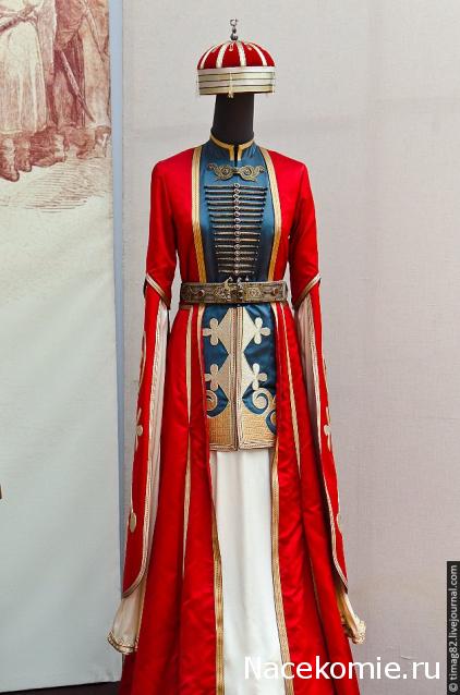 Куклы в народных костюмах №90 Кукла в кабардинском женском костюме