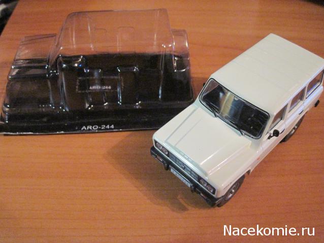 Автолегенды СССР и Соцстран №171 ARO 244
