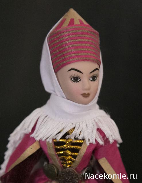 Куклы в народных костюмах №90 Кукла в кабардинском женском костюме