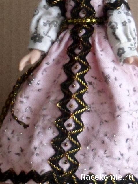 Куклы в народных костюмах №97 Кукла в праздничном костюме уральской казачки