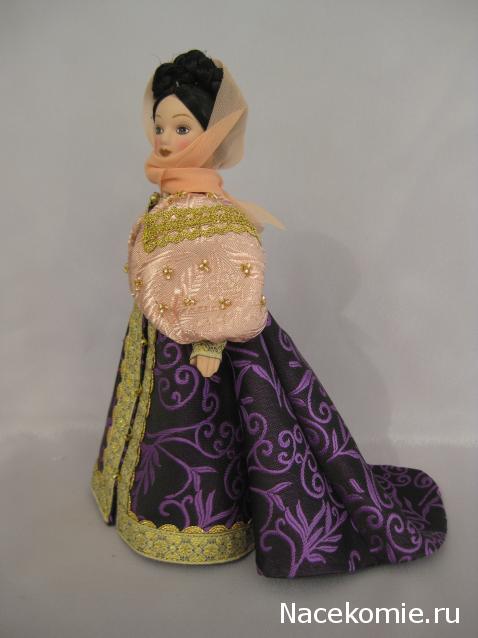 Куклы в народных костюмах №97 Кукла в праздничном костюме уральской казачки