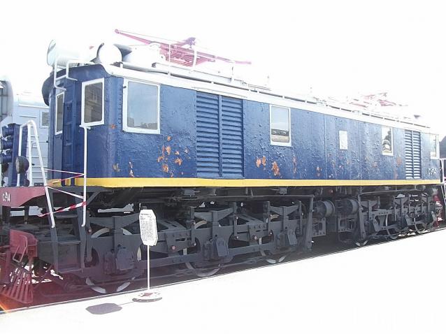 Рельсы, рельсы, шпалы, шпалы ...