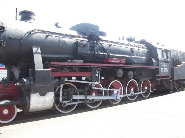 Рельсы, рельсы, шпалы, шпалы ...