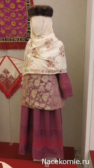 Куклы в народных костюмах №31 Кукла в татарском свадебном костюме