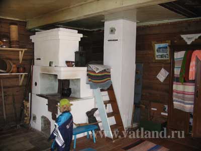 Водский женский костюм