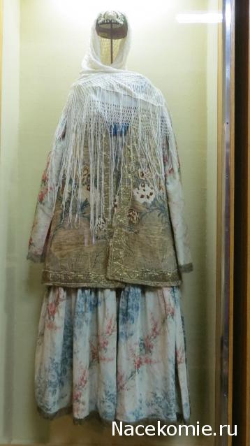 Куклы в народных костюмах №31 Кукла в татарском свадебном костюме