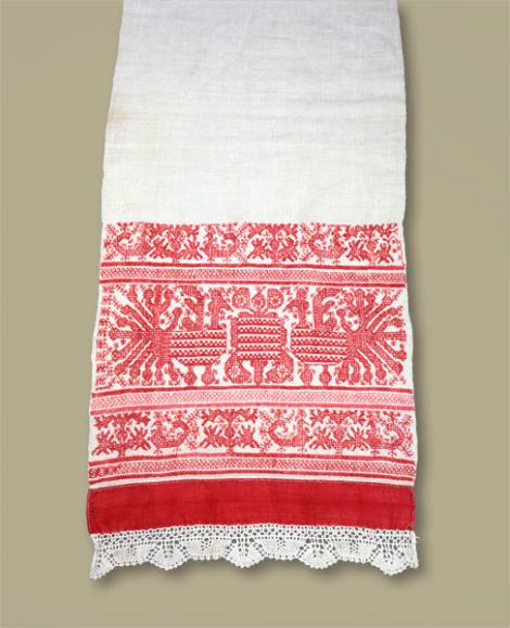 Водский женский костюм