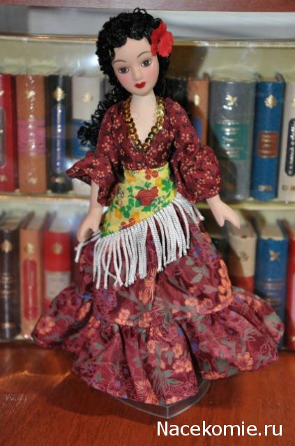Куклы в народных костюмах №67 Кукла в цыганском девичьем костюме