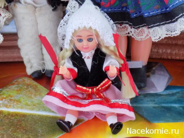 Куклы в этнических костюмах