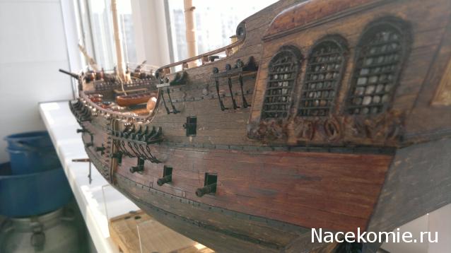 Собери Чёрную Жемчужину. Корма и каюта капитана