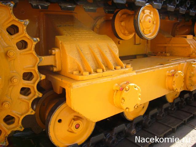 Тракторы №28 - ДЭТ-250