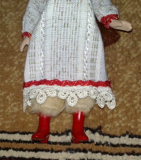 Куклы в народных костюмах №1 Кукла в зимнем костюме Московской губернии