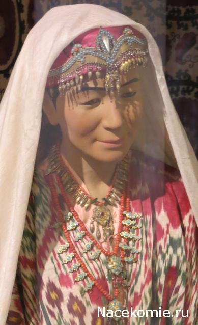Куклы в народных костюмах №12 Кукла в узбекском летнем костюме