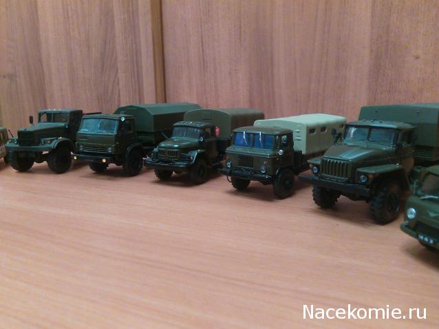 Фото наших коллекций тракторов
