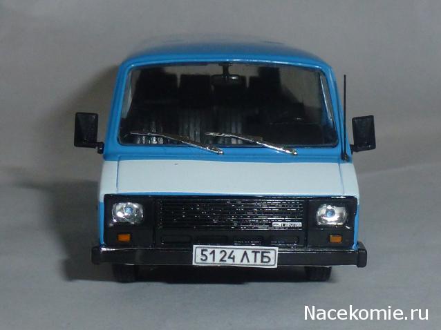 Автолегенды СССР Лучшее №60 РАФ-22038