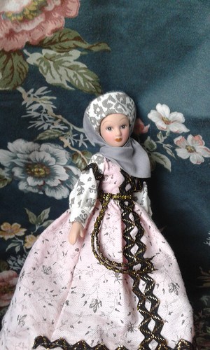 Куклы в народных костюмах №97 Кукла в праздничном костюме уральской казачки