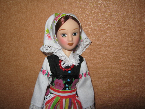 Куклы в народных костюмах №62 Кукла в польском праздничном костюме