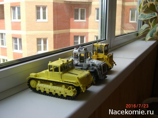Фото наших коллекций тракторов
