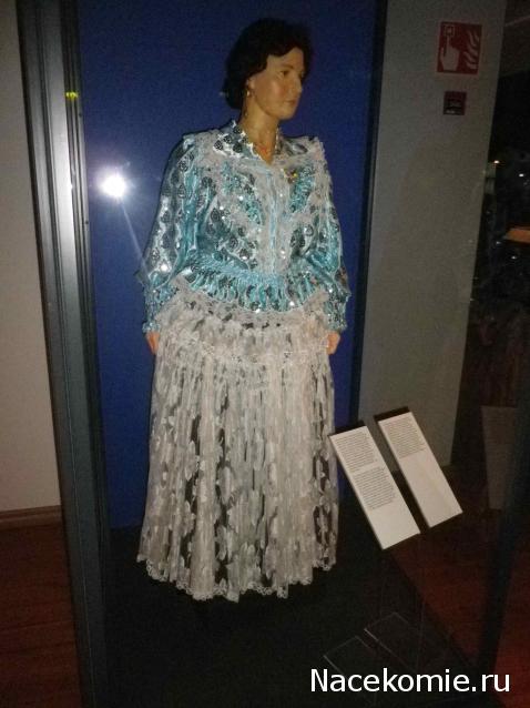 Куклы в народных костюмах №79 Кукла в финском женском костюме